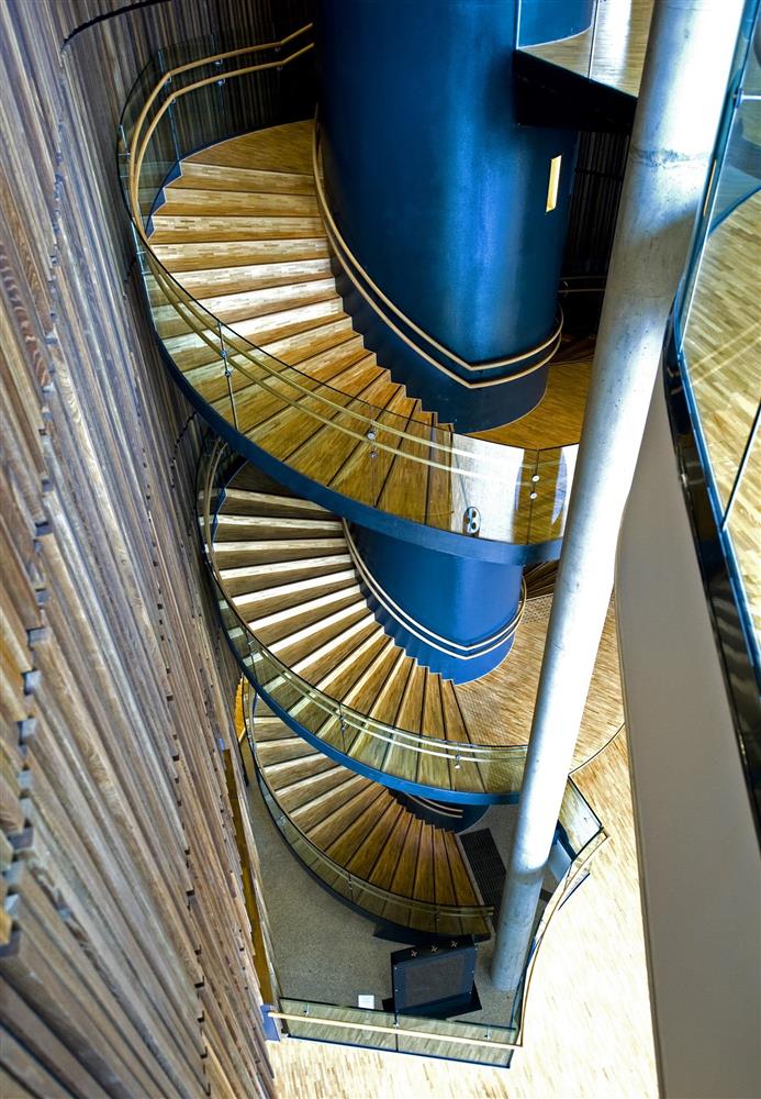 Vindeltrappa i Lørenskog hus - Klikk for stort bilde