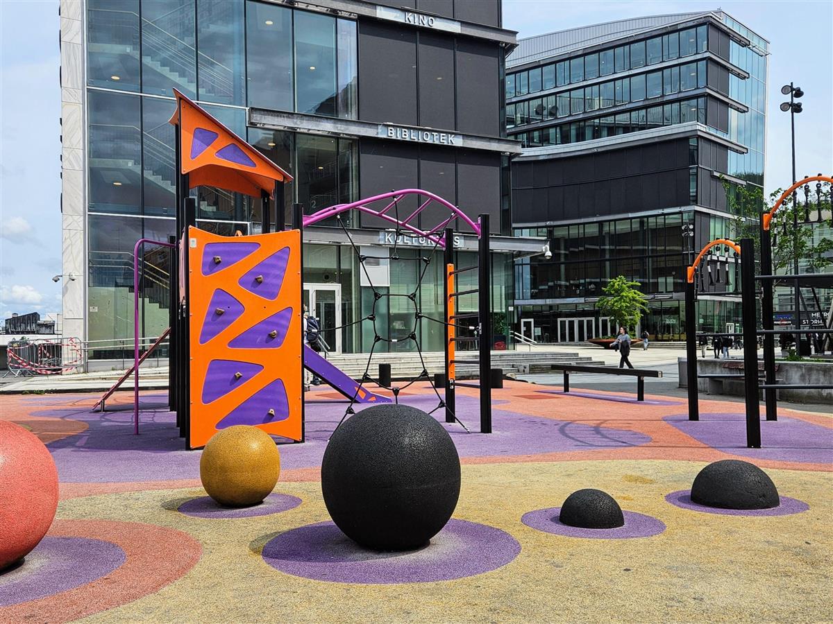 Klatrestativ - Klikk for stort bilde